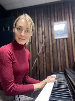 Уроки современного вокала