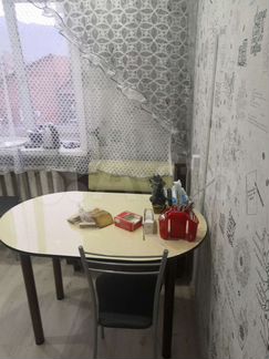 2-к. квартира, 45 м², 4/4 эт.