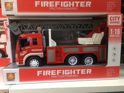 Пожарные машины с краном и с лестницей