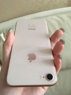 Телефон iPhone