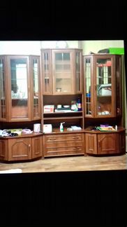 Мебельная стенка в хорошем состояние