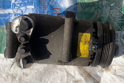 Компрессор кондиционера Ford Focus 2 2005-2007 1.8