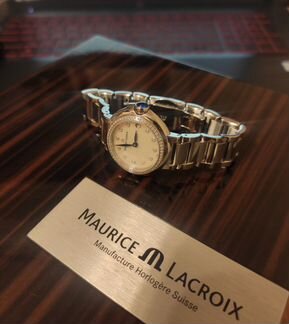 Швейцарские женские часы Maurice Lacroix