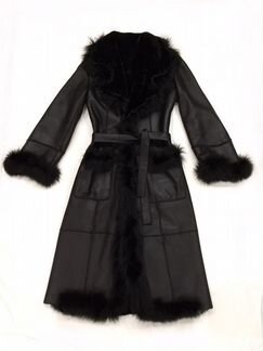 Дубленка натуральная с капюшоном длинная 42-44