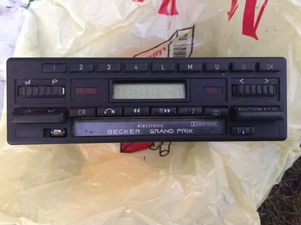 Магнитола Becker Grand Prix. Мерседес-Бенц. 1981 г
