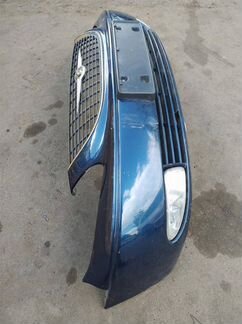 Бампер передний Chrysler Voyager IV 2002 год