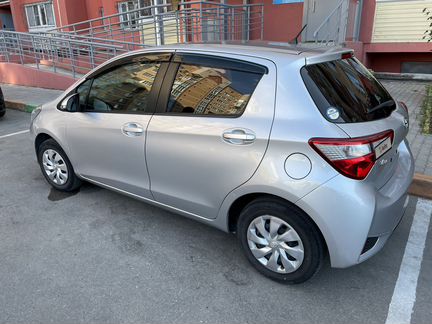 Toyota Vitz 1.0 CVT, 2017, 62 000 км