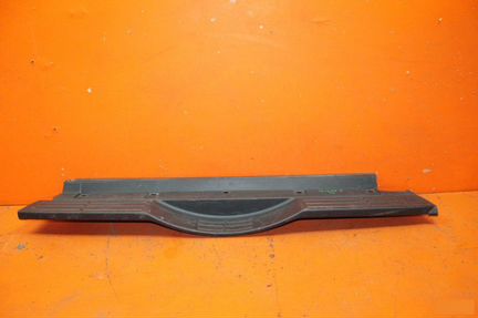 Накладка бампера задняя Mitsubishi Pajero 4