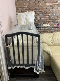 Кроватка детская