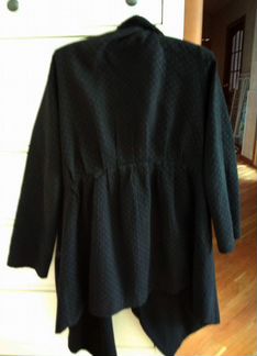 Пальто с вышивкой