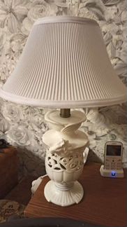 Лампа настольная