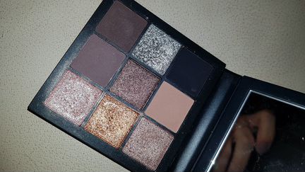 Тени huda beauty. Оригинал