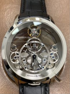 Часы arnold & SON royal collection time pyramid