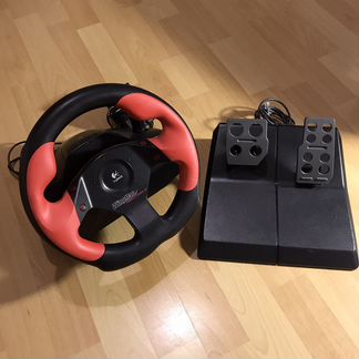 Игровой руль logitech