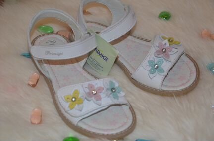 Новые Босоножки Primigi. размер 22,28