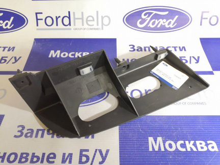 Кронштейн крепления заднего бампера правый Ford